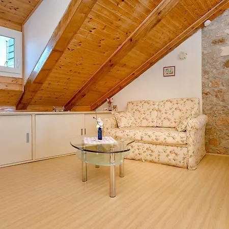 Stone House * Stari Grad (Hvar)
